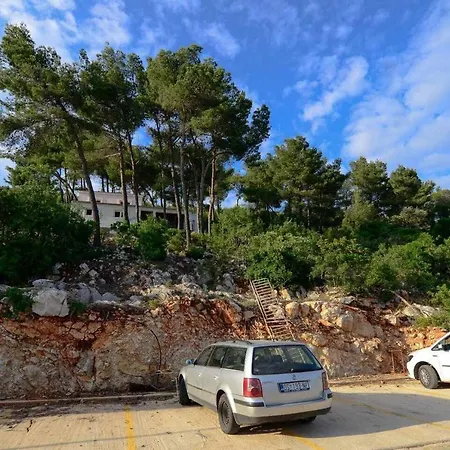 Modern On The Beautiful Croatia Coast *
