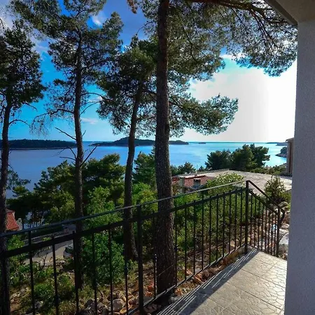 Modern On The Beautiful Croatia Coast