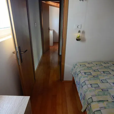 Modern On The Beautiful Croatia Coast * Smokvica (Korcula)